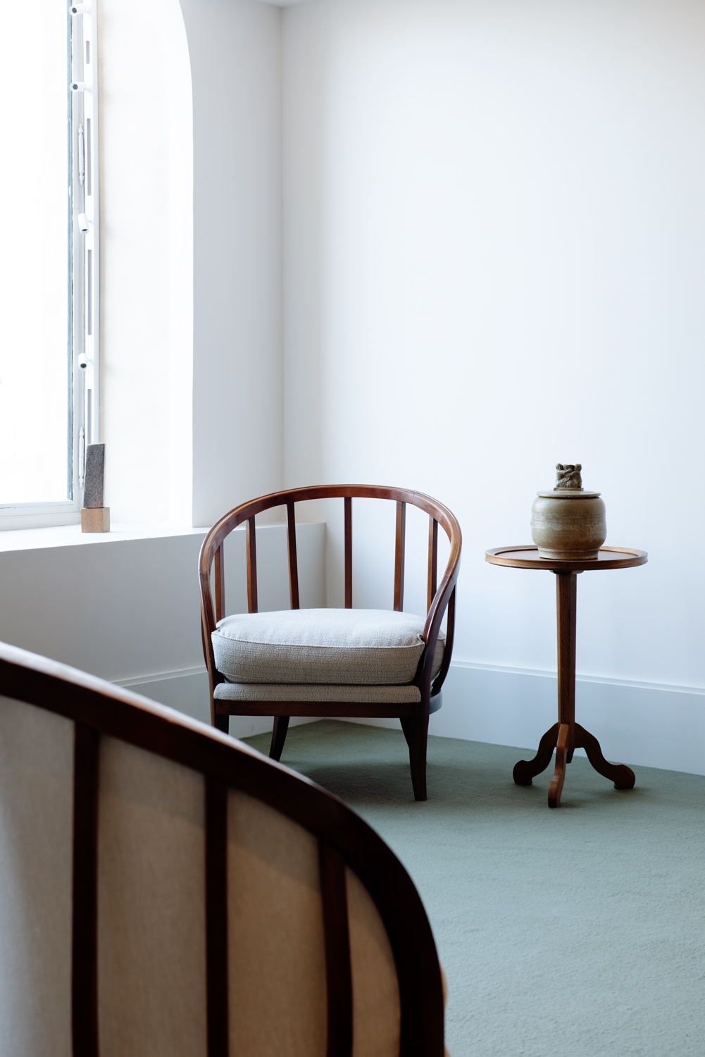 “Basket” armchairs​​ by André Groult, c.1920​, side table by Jean-Michel Frank c.1920​ and a covered pot by Maurice Gensoli c.1930.