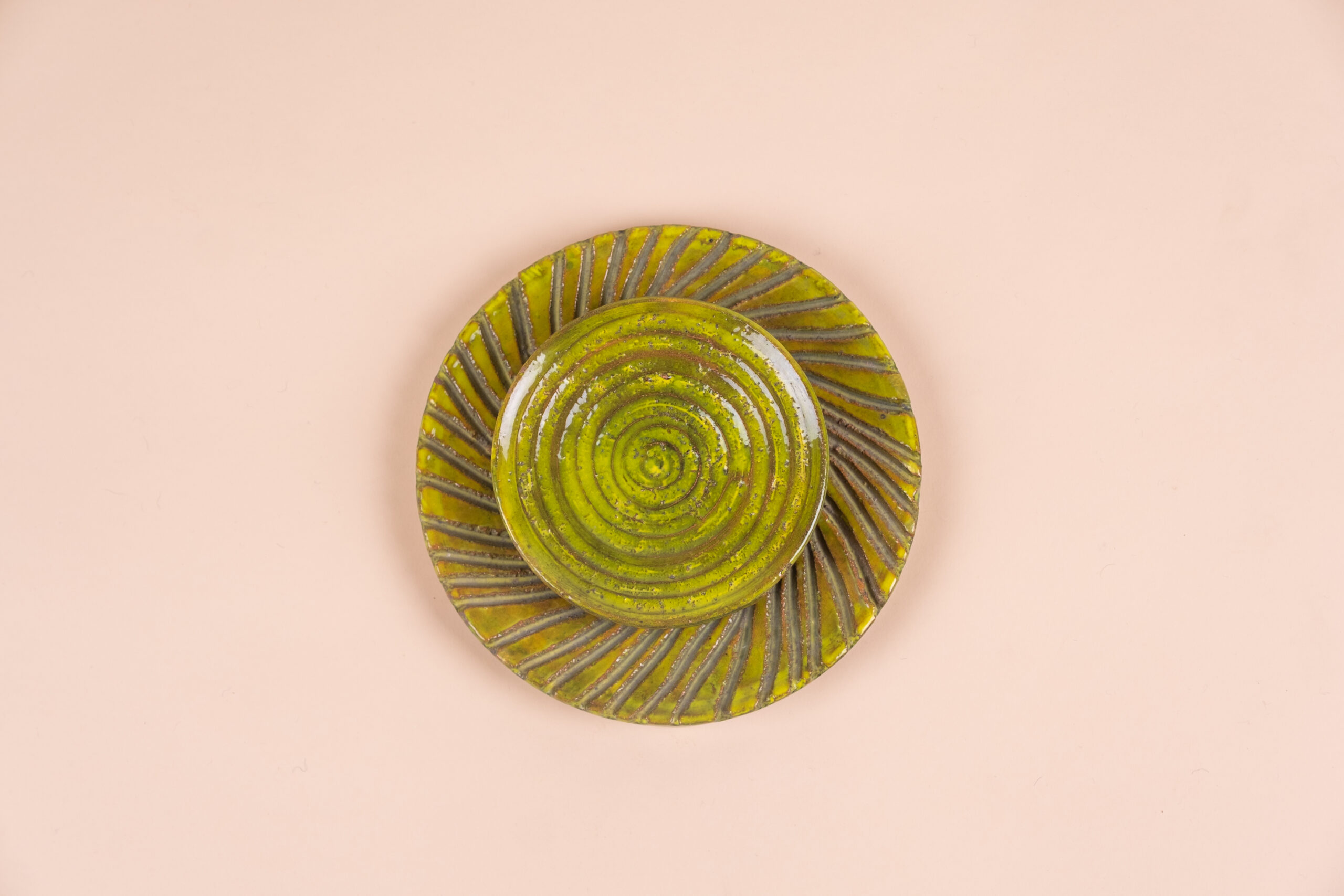 Green-yellow earthenware flower bowl by Mado Jolain, c. 1960.
