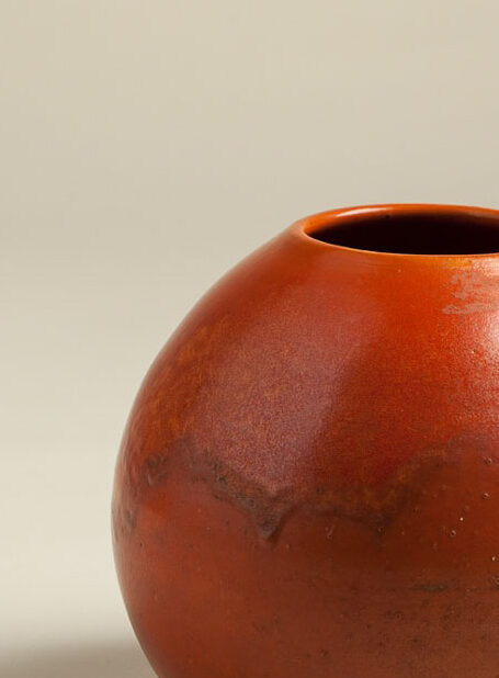 Primavera_red vase