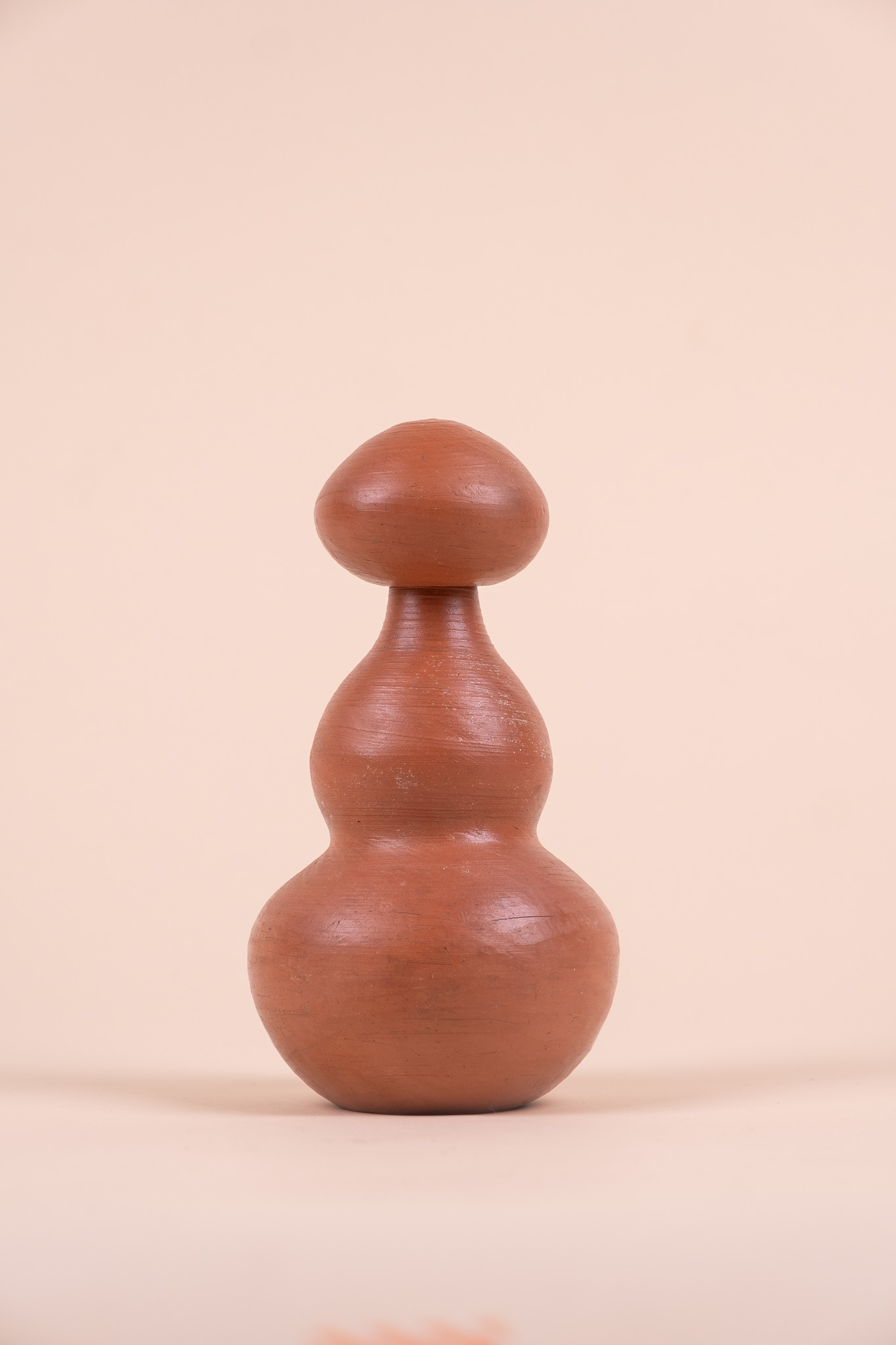 Valentine Schlegel_ Trilobed bottle