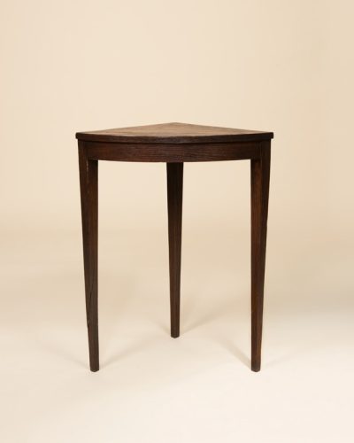 Oak corner table by Jean-Michel Frank c. 1935 Oak corner table by Jean-Michel Frank c. 1935